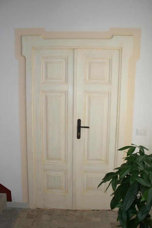 Guest House Le Gemelle Luras Kültér fotó