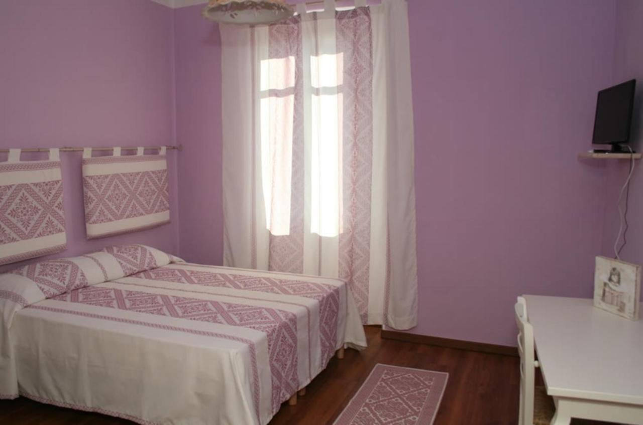 Guest House Le Gemelle Luras Kültér fotó